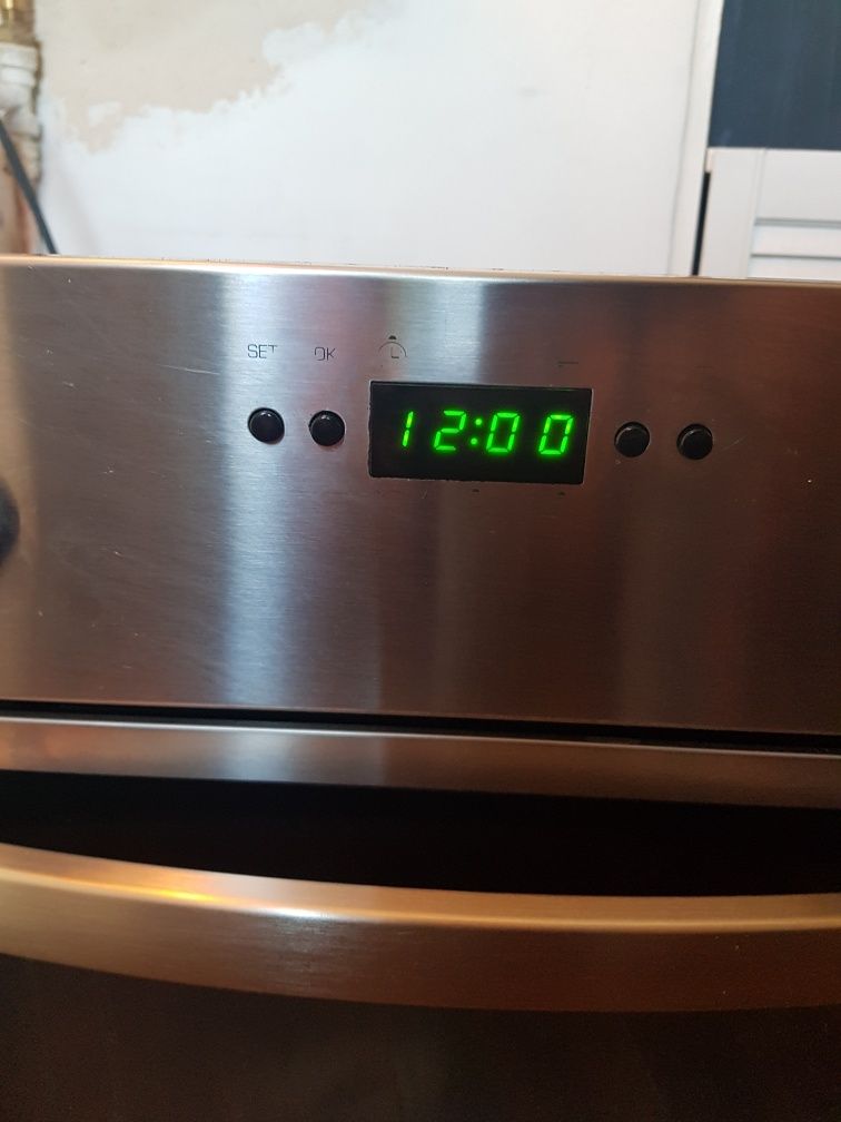 Piekarnik elektryczny Whirlpool