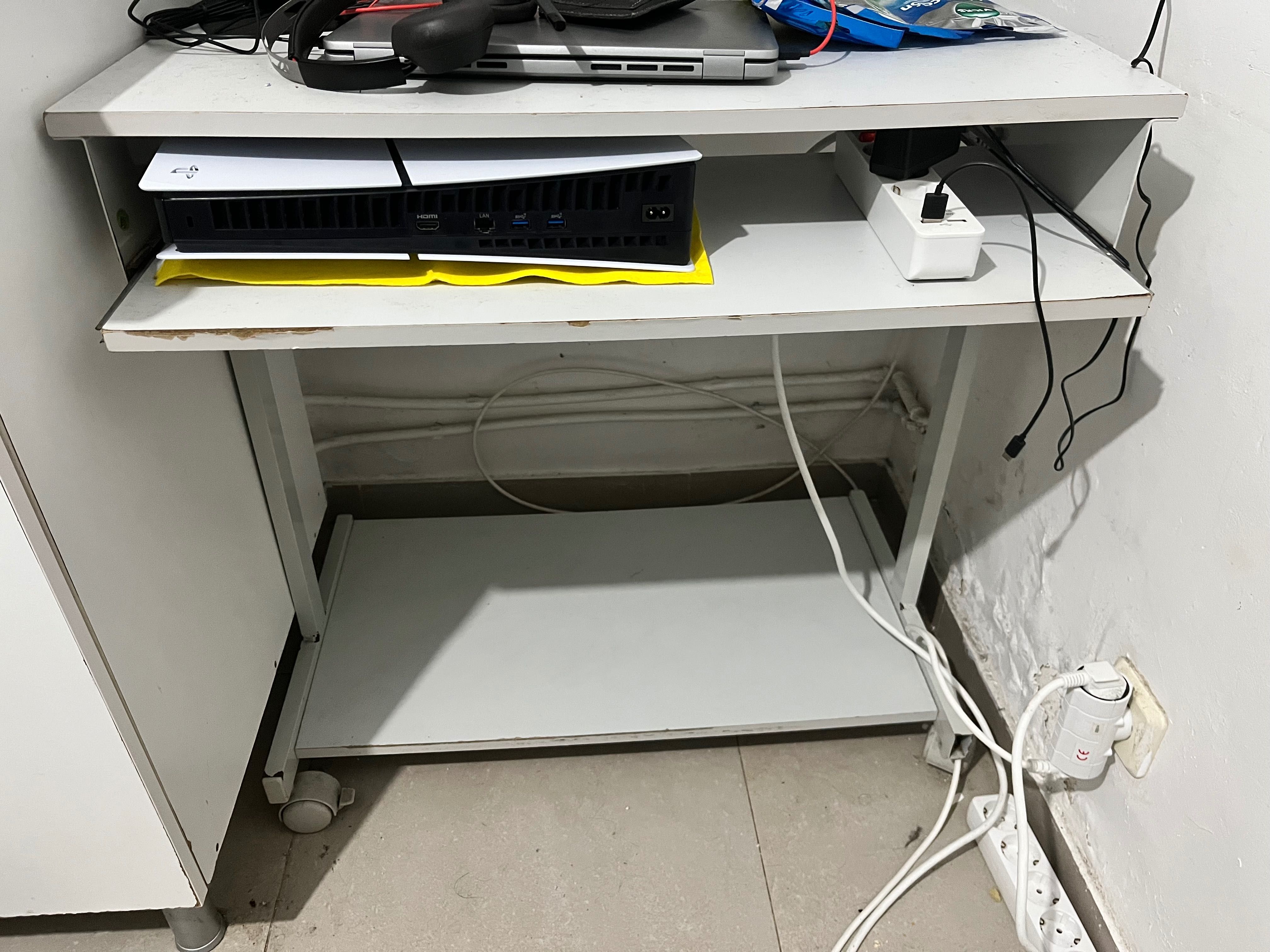 Mesa/secretaria computador