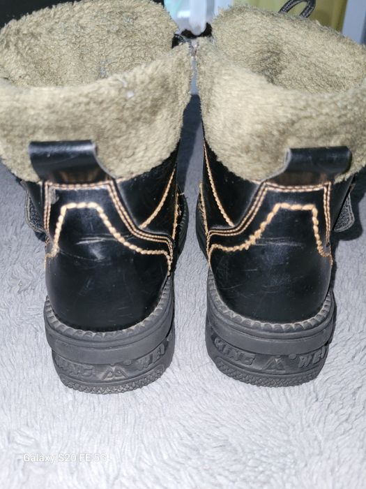 Buty zimowe trapery 30