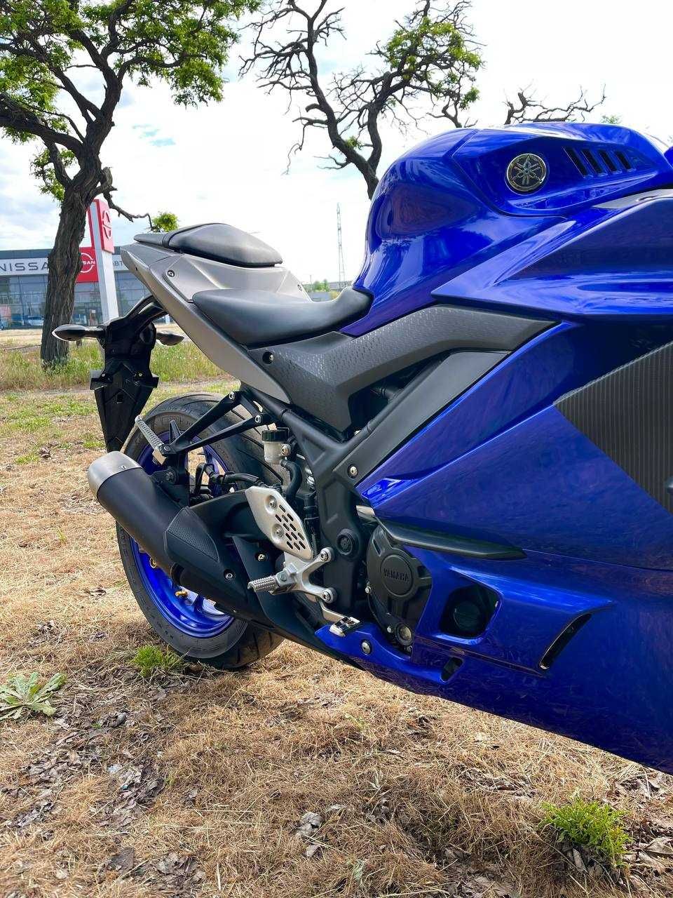 Мотоцикл Yamaha YZF-R25