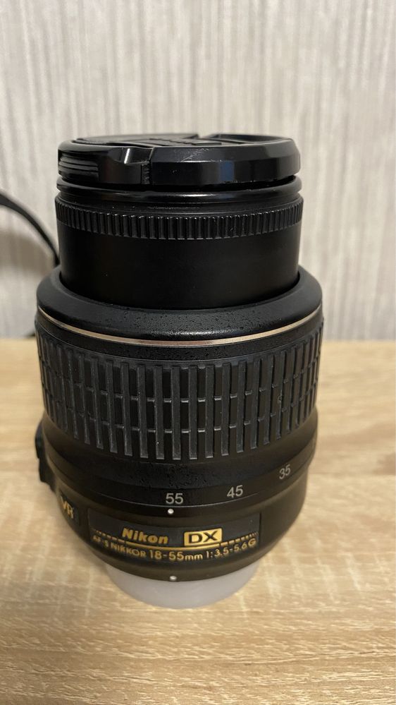 Nikon 18-55mm 1:3.5-5.6G VR AF-S DX Nikkor