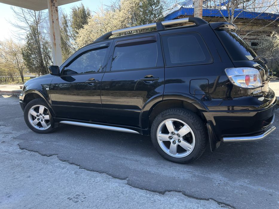 Mitsubishi Outlender