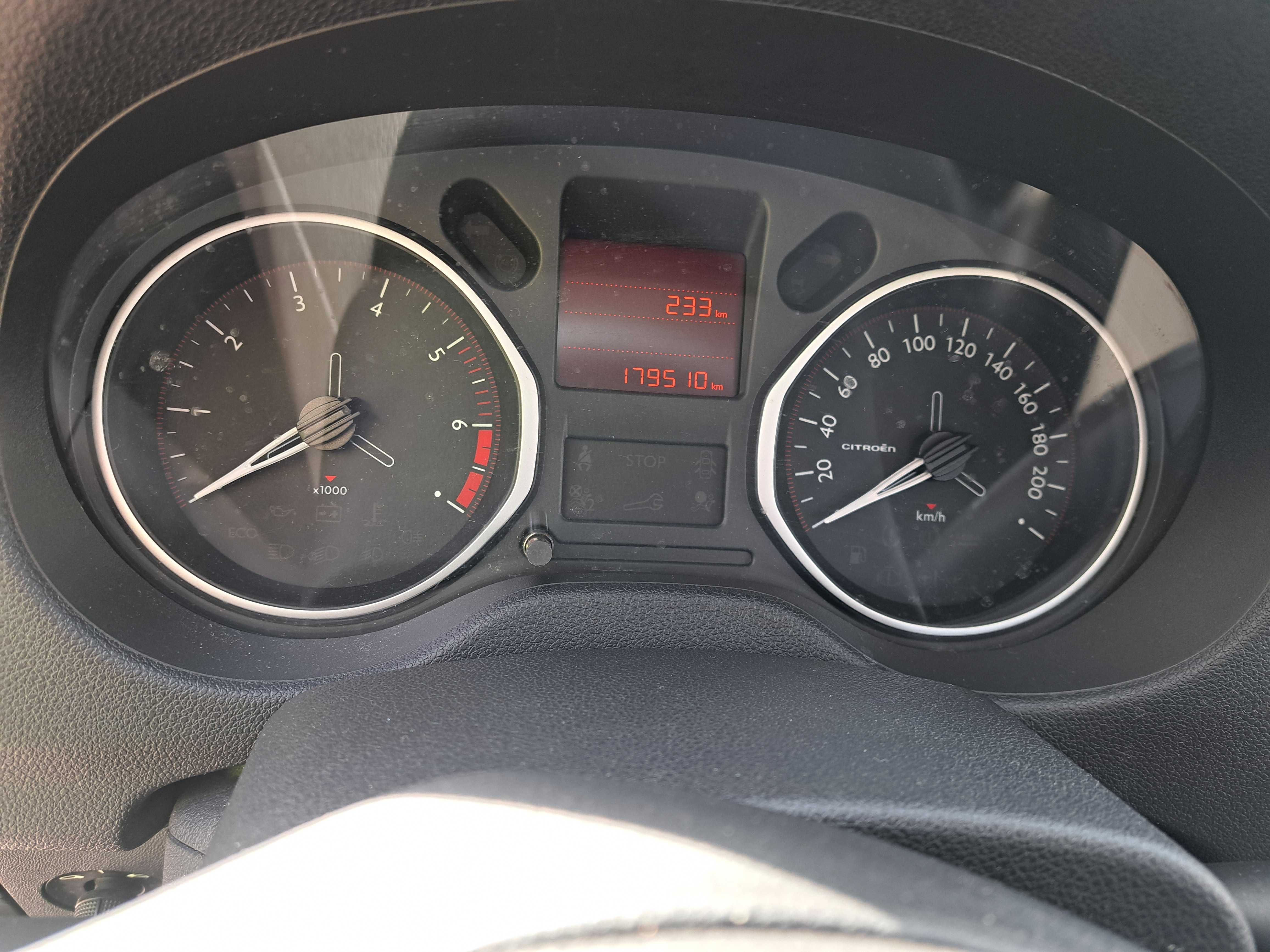 Samochód osobowy Citroen C-Elysse biały