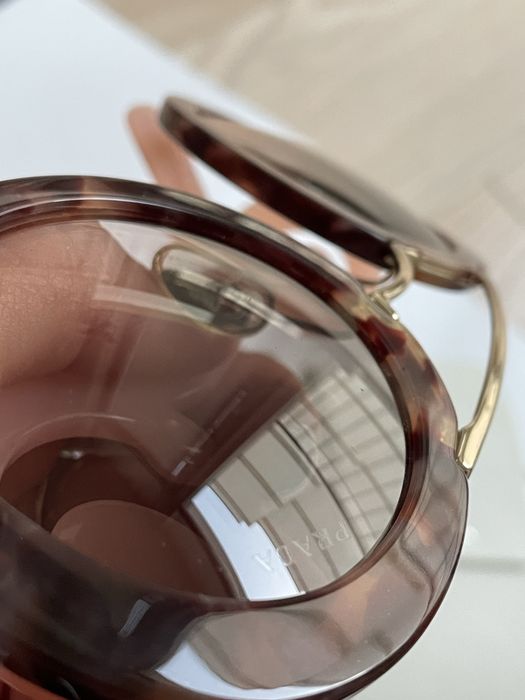 Okulary przeciwsłoneczne Prada