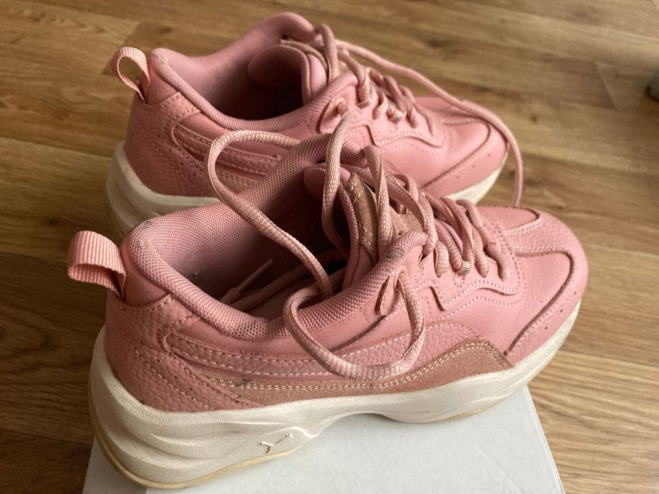 Жіночі шкіряні кросівки Puma cilia lux. Розмір 38, устілка 24,5 см.