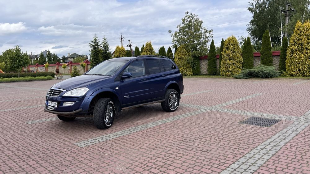 Ssang Yong Kyron 2.0 2008 на великих колесах
