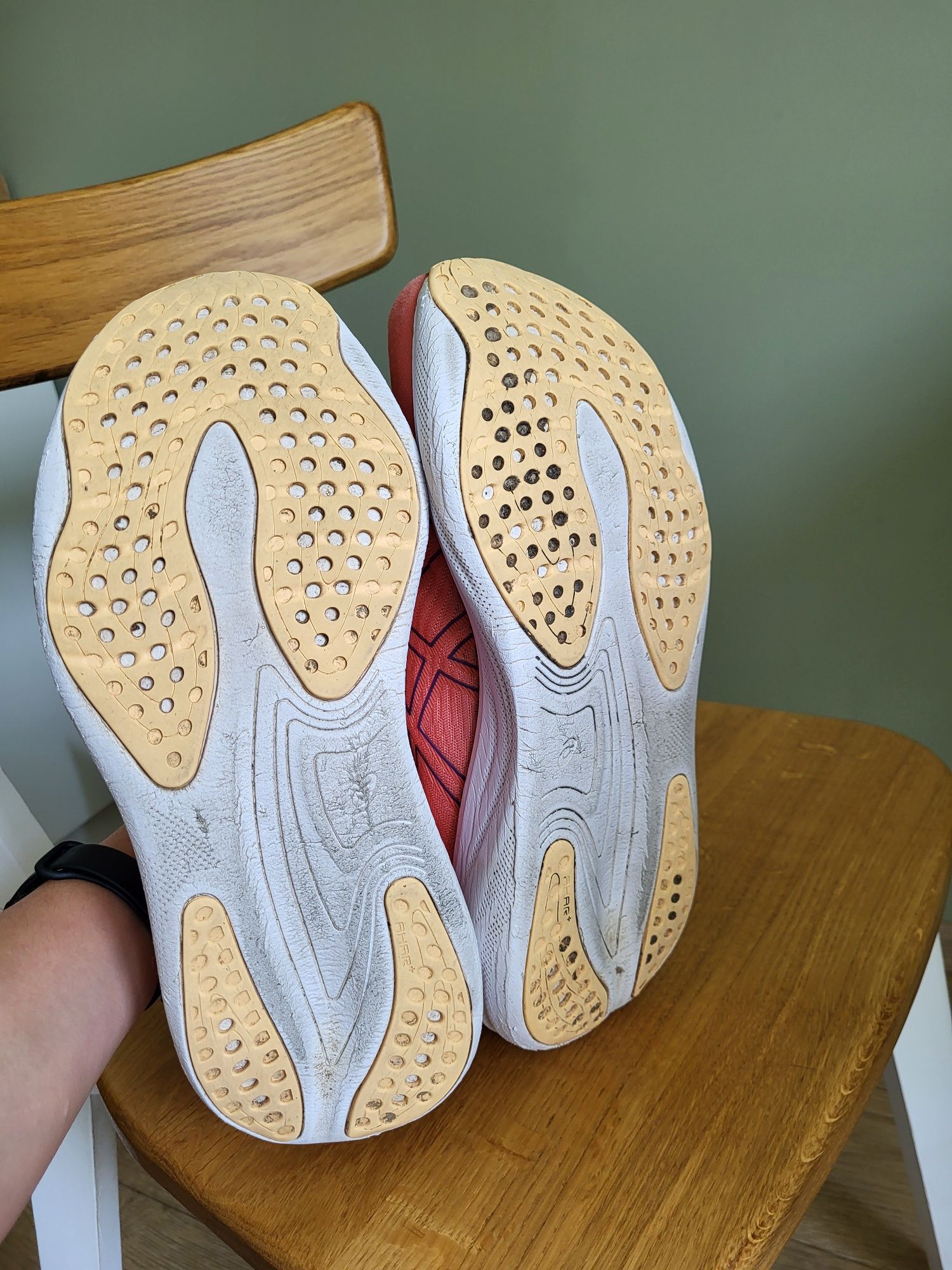 Кросівки Asics gel-nimbus 25