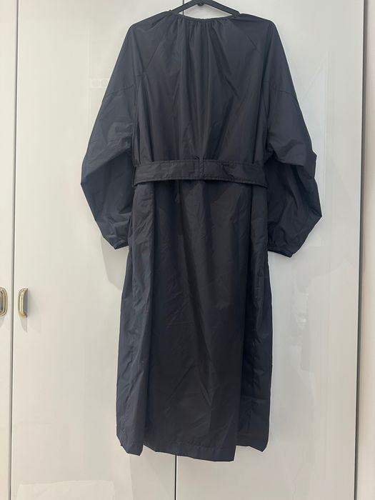 Płaszcz/ Trencz w kolorze czarnym. Save the duck.