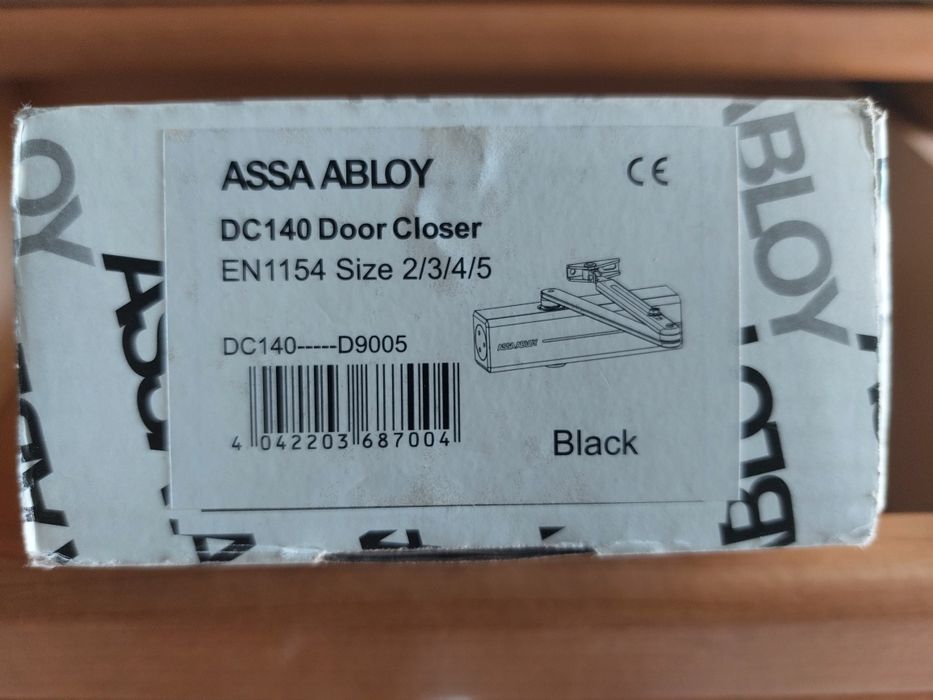 Samozamykacze do drzwi Assa Abloy