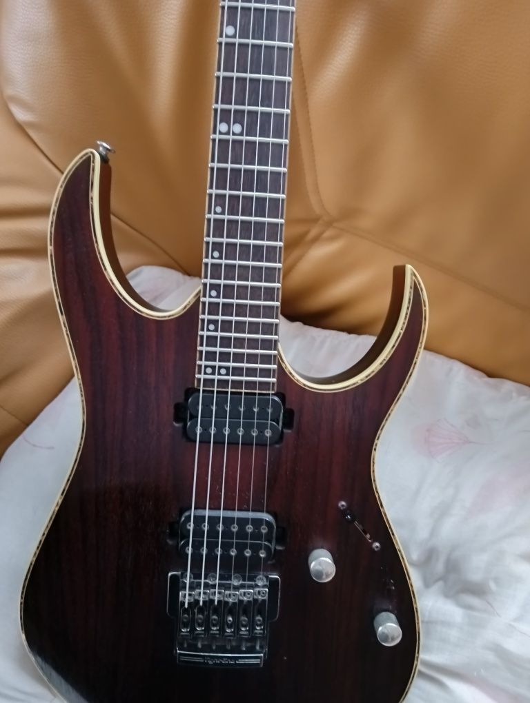 Ibanez RG 721RW premium