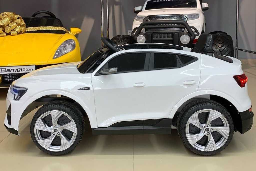 AUDI E-TRON 4x4 autko na akumulator dla dzieci