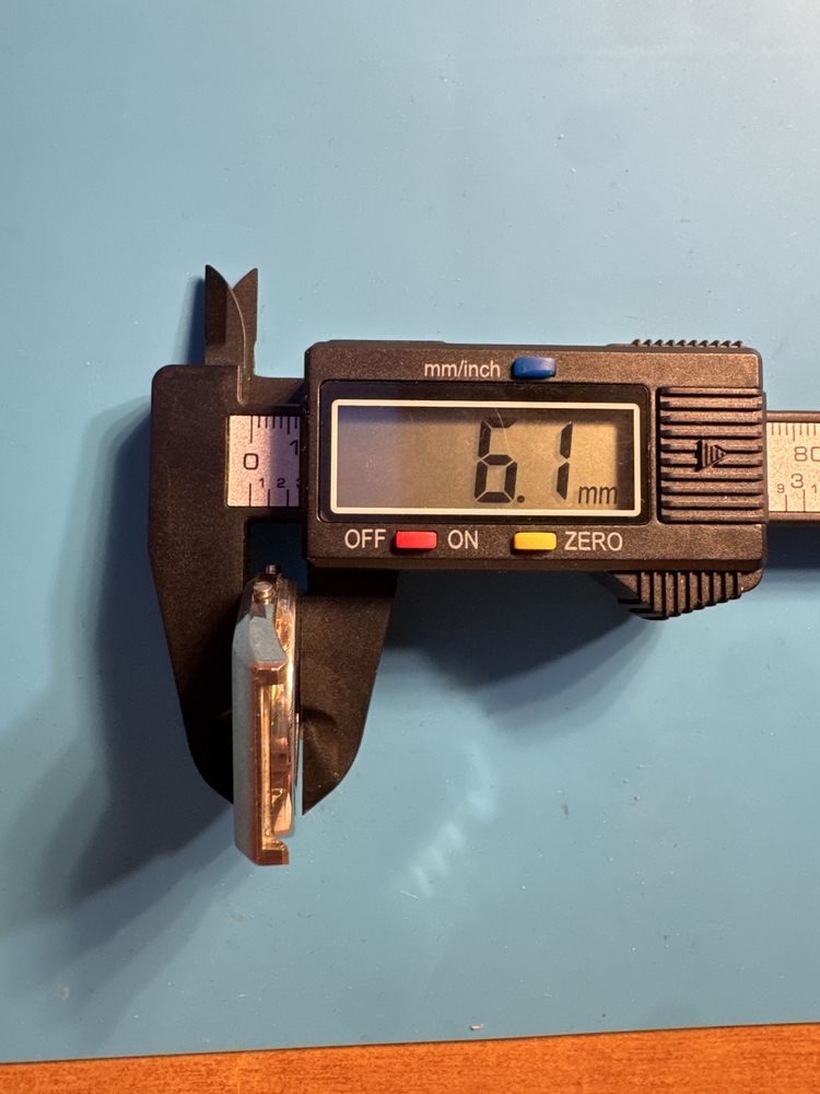 Zegarek elektroniczny melody PRL sprawny