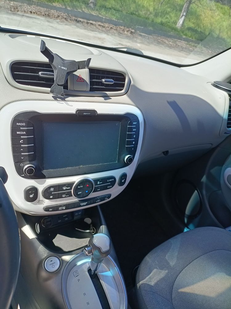 Kia  soul  EV