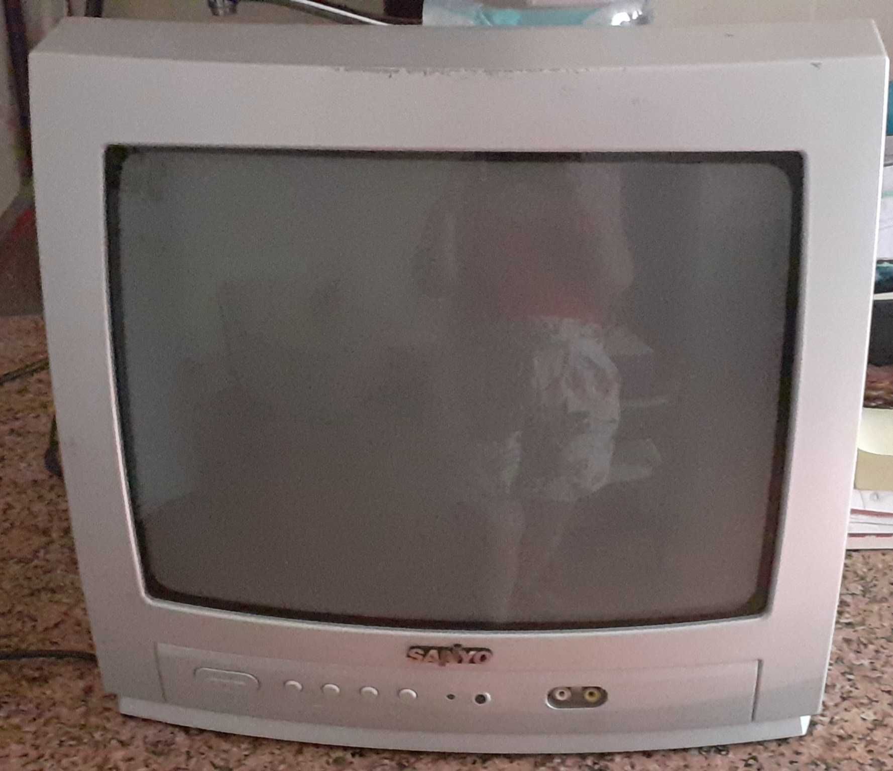 Televisão de quarto antiga