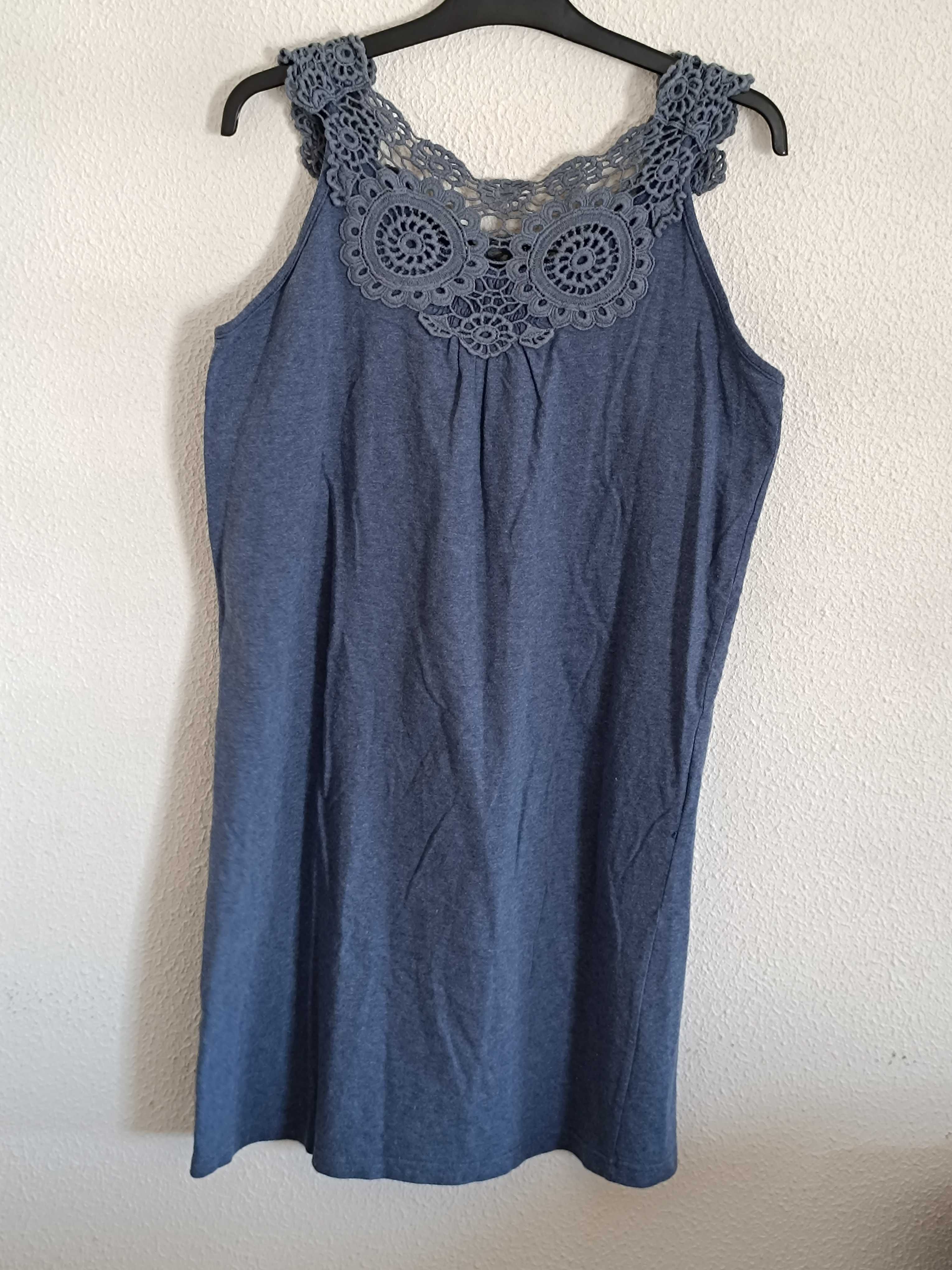 3 Vestidos XL e Saia L larga