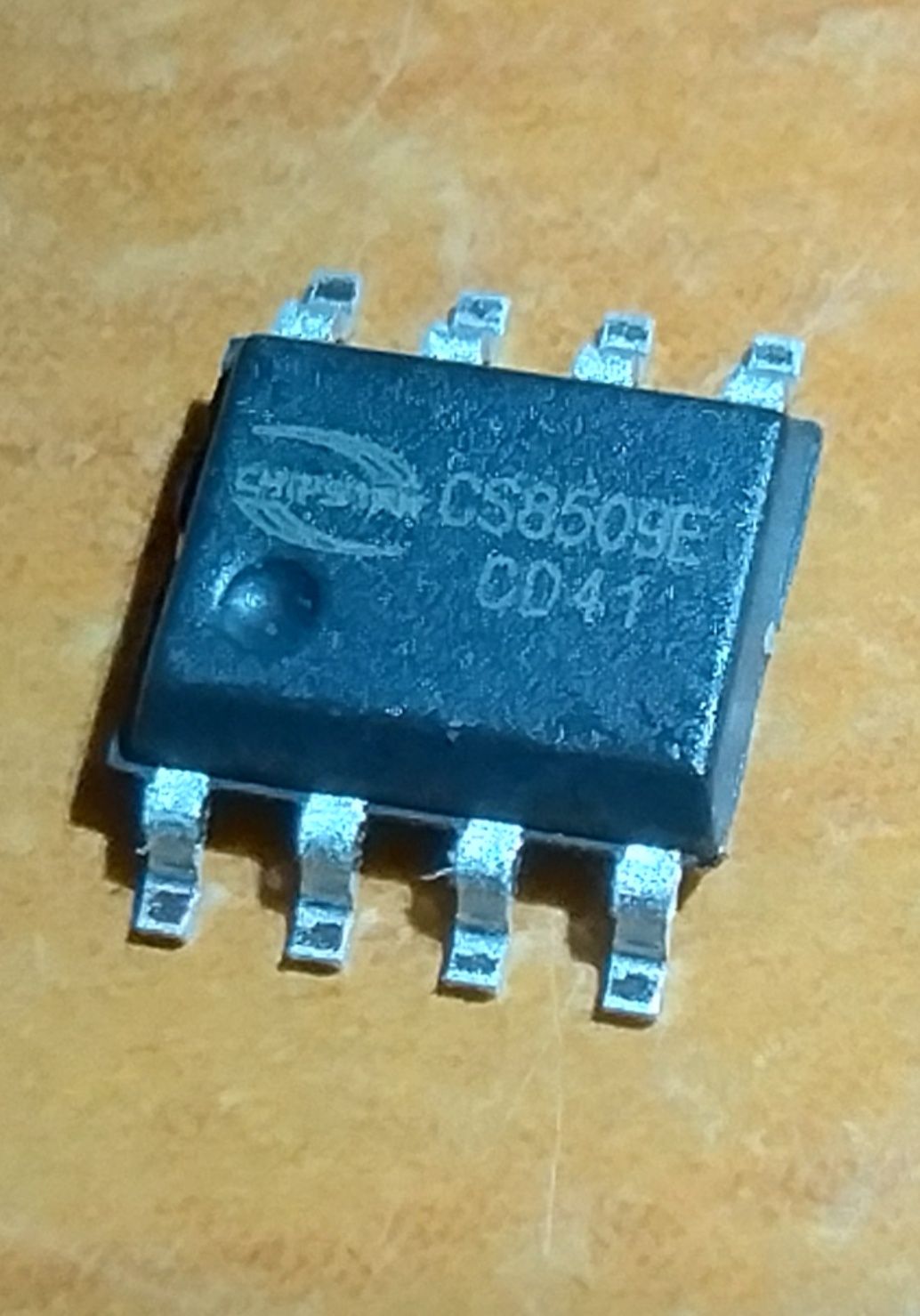 Układ scalony wzmacniacz CS8509E