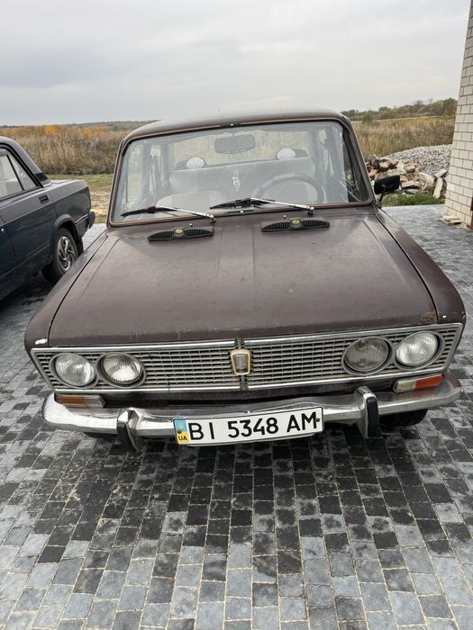 Продам ВАЗ-2103.