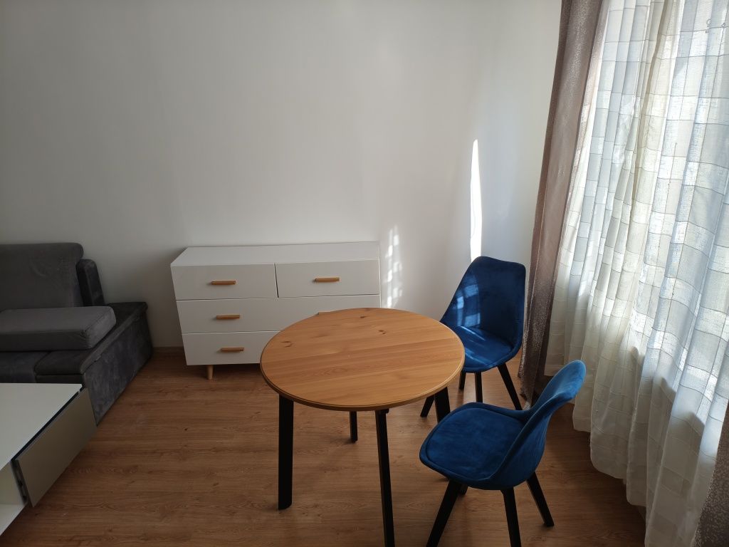 Wynajmę Mieszkanie kawalerka po remoncie umeblowana od zaraz parter
