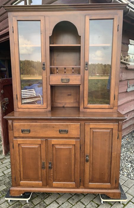 Kredens drewniany sosnowy 126 cm