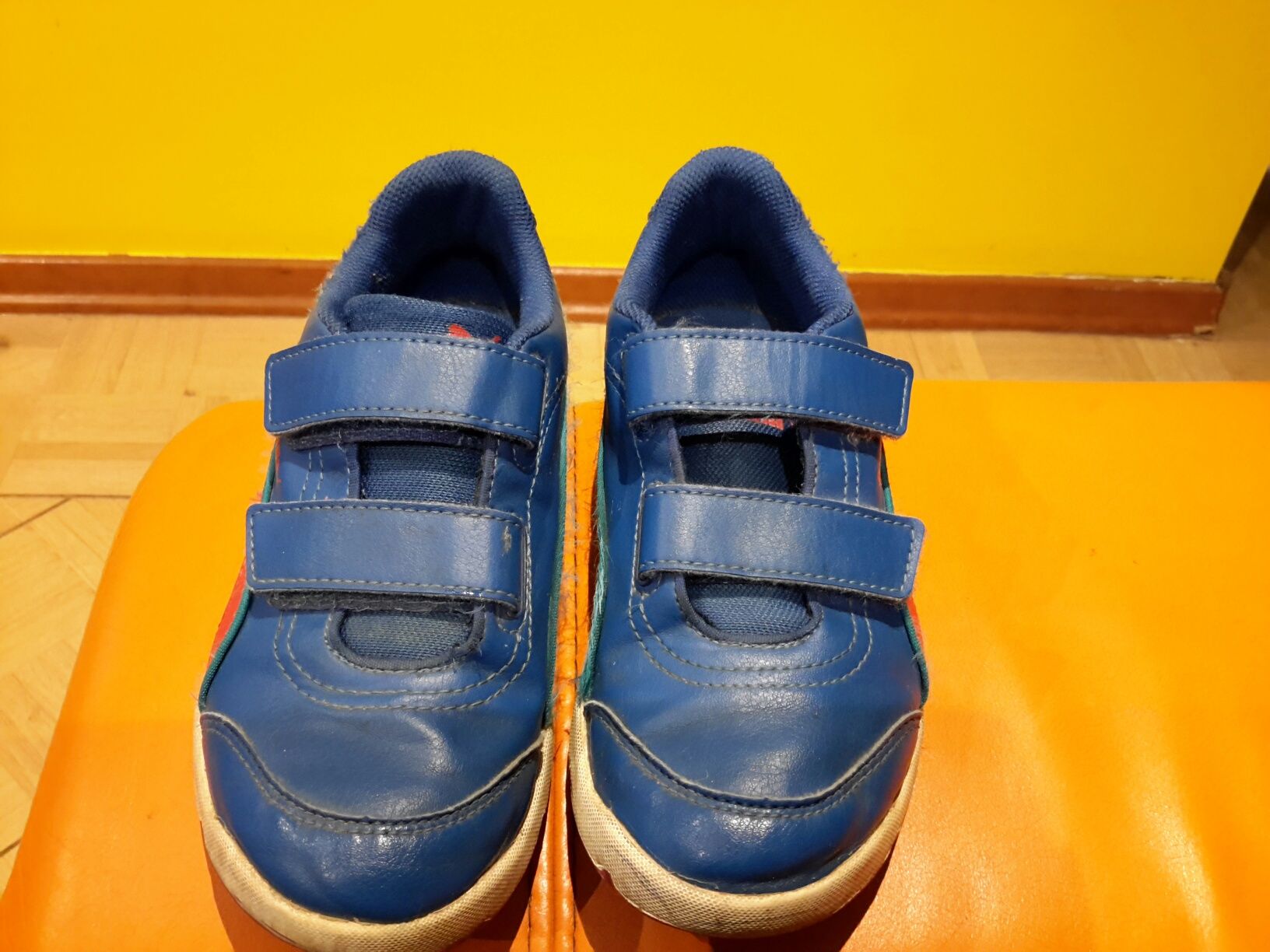 Buty puma stan bdb chłopięce r. 30