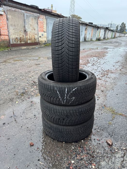 Шини 215/50 R17 зима / все сезонні