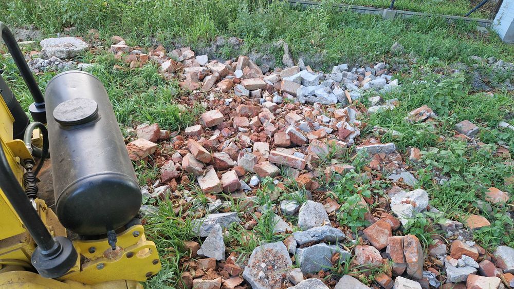 Wynajem walca wibracyjnego – lepszy niż skoczek czy zagęszczarka!