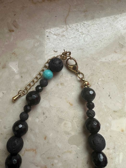 Naszyjniki onyx, turmalin, lawa, turkus, złoto 585 + kamienie 44-49 cm