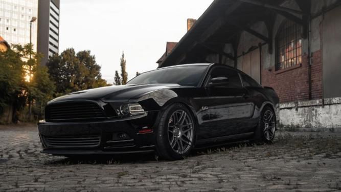 Ford Mustang GT PREMIUM 490KM. Mody Shelby Roush Steeda BMR