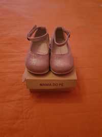 Sapato  de bebê rosa