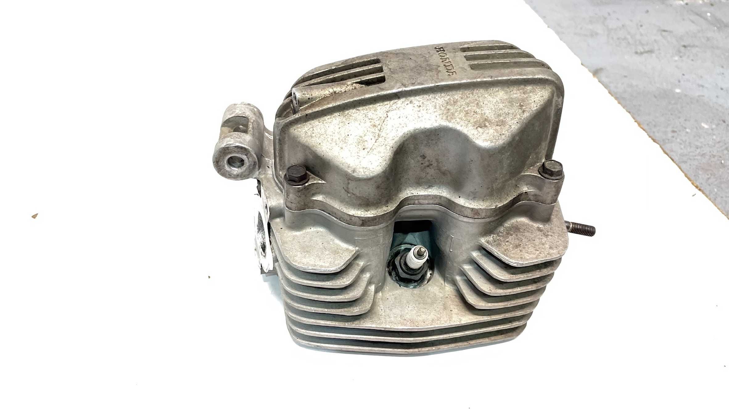 Honda xr125 Głowica kompletna ORYGINALNA czesci