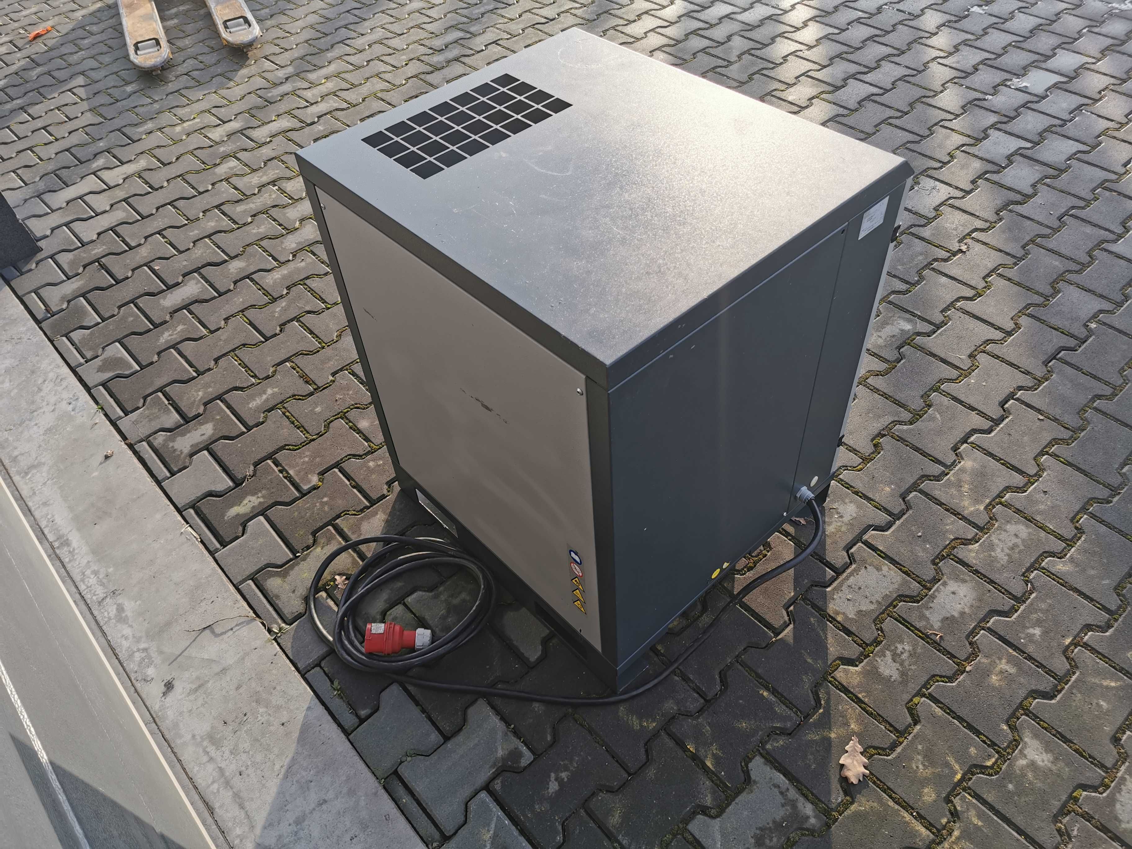 Sprężarka śrubowa 5.5kw FINI K-MID 7 kompresor śrubowy 700L/min 10 BAR