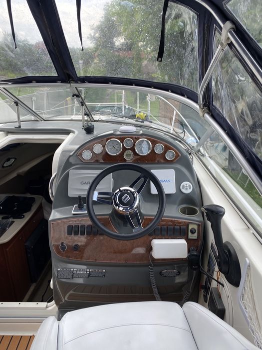 Łódz  motorowa  Bayliner 265