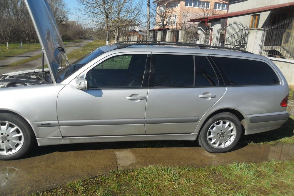 Мерседес Е класс