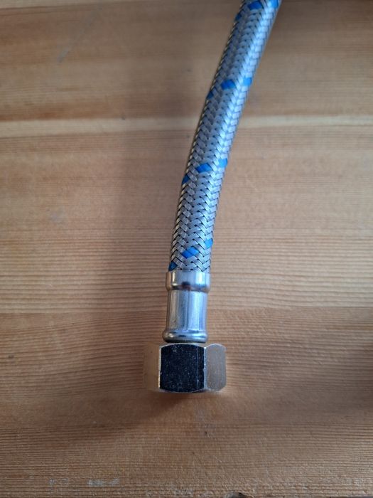 Wąż przyłączeniowy GW3/8x10 L=50cm