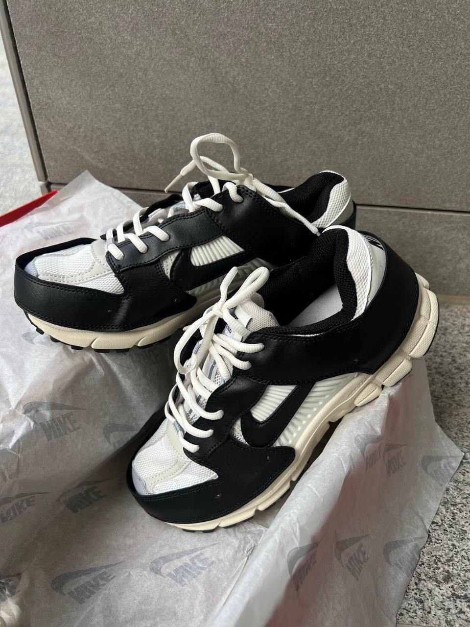 Кроссовки Nike Zoom Vomero 5 «Timeless»