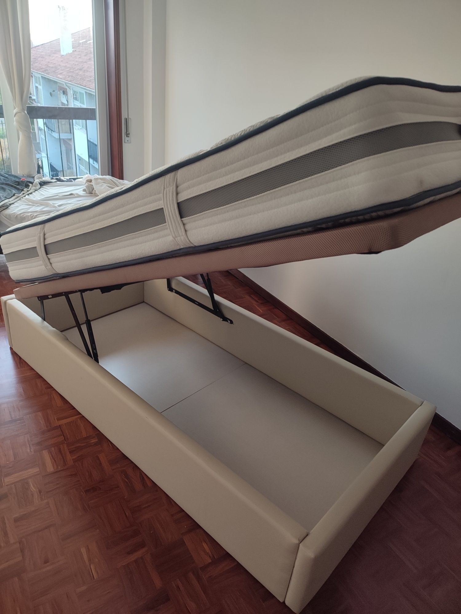 Cama sommier + colchão
