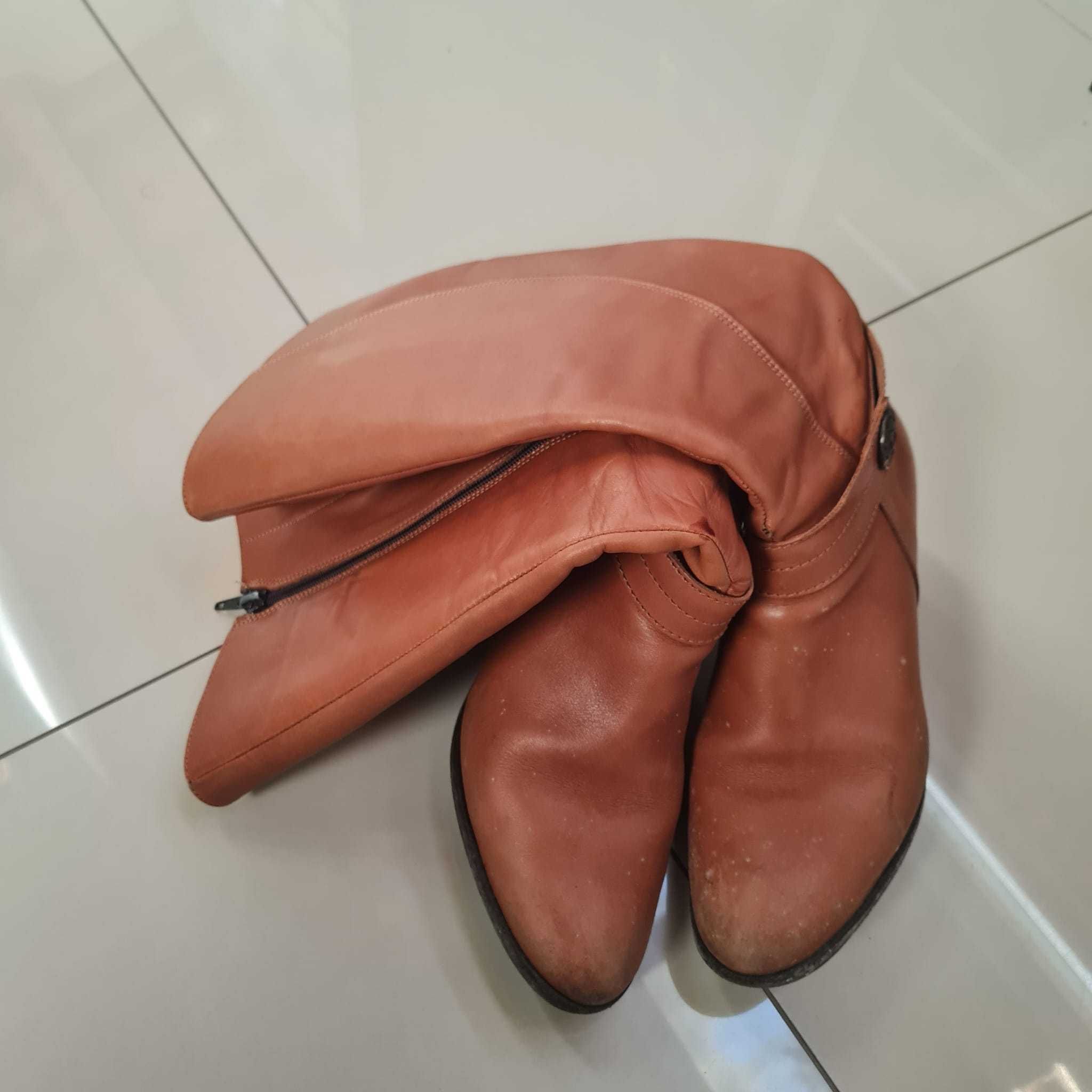Conjunto de botas cano alto