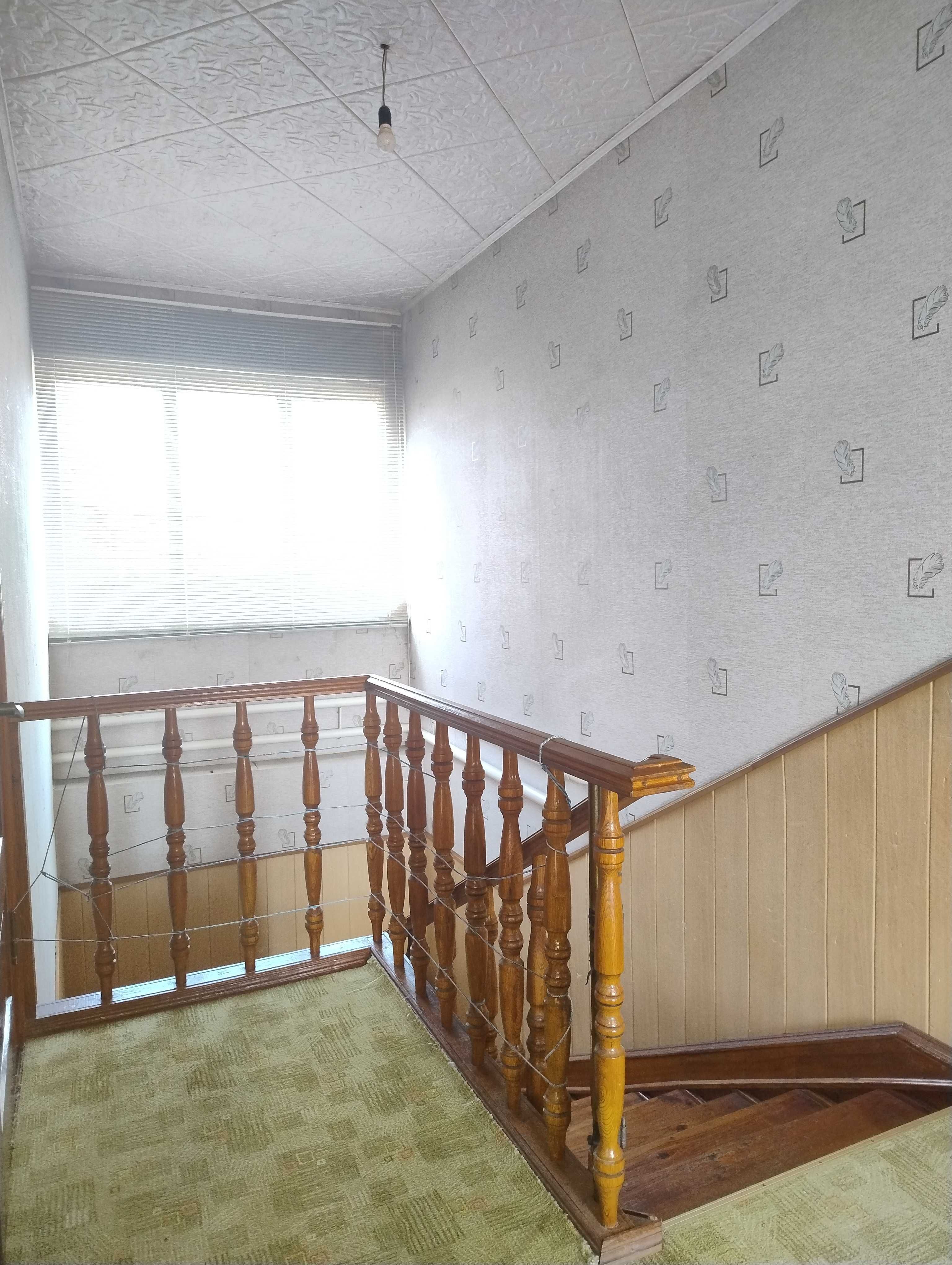 Продам гарний будинок, с. Андріївка, 12 соток, 60 км від Харкова.