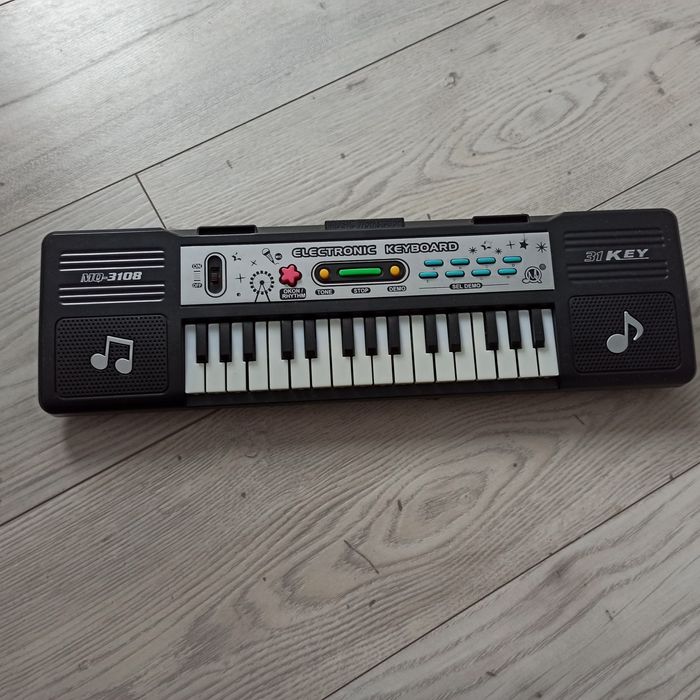 Autobus kierownica pianinko