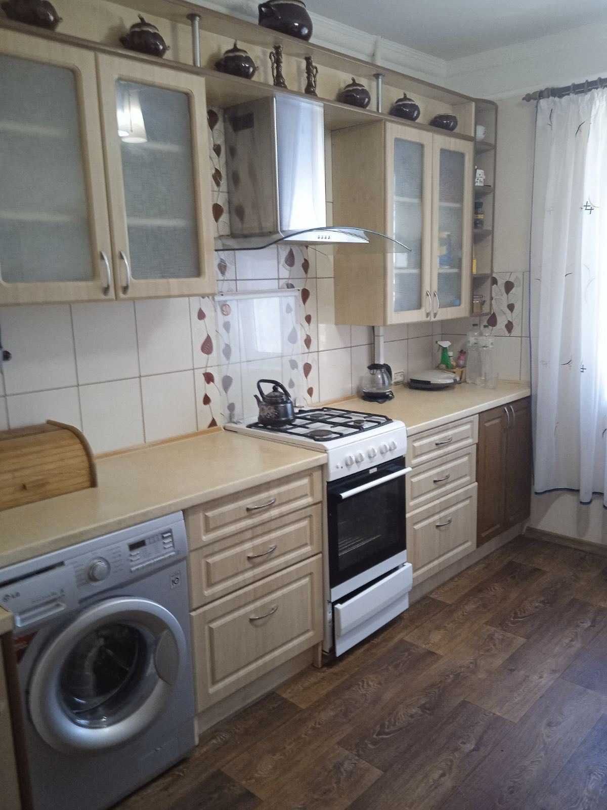 Продається 3 кімнатна квартира