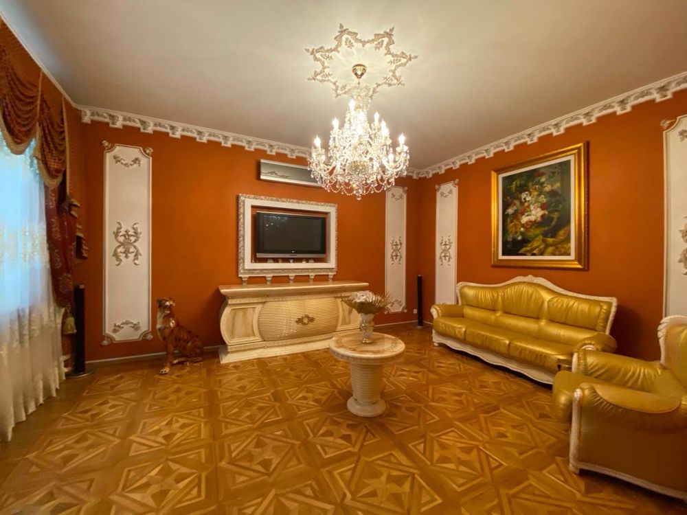 Продаж будинку‼️ Парк Гагаріна,300м2