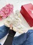 New Balance 9060 beige