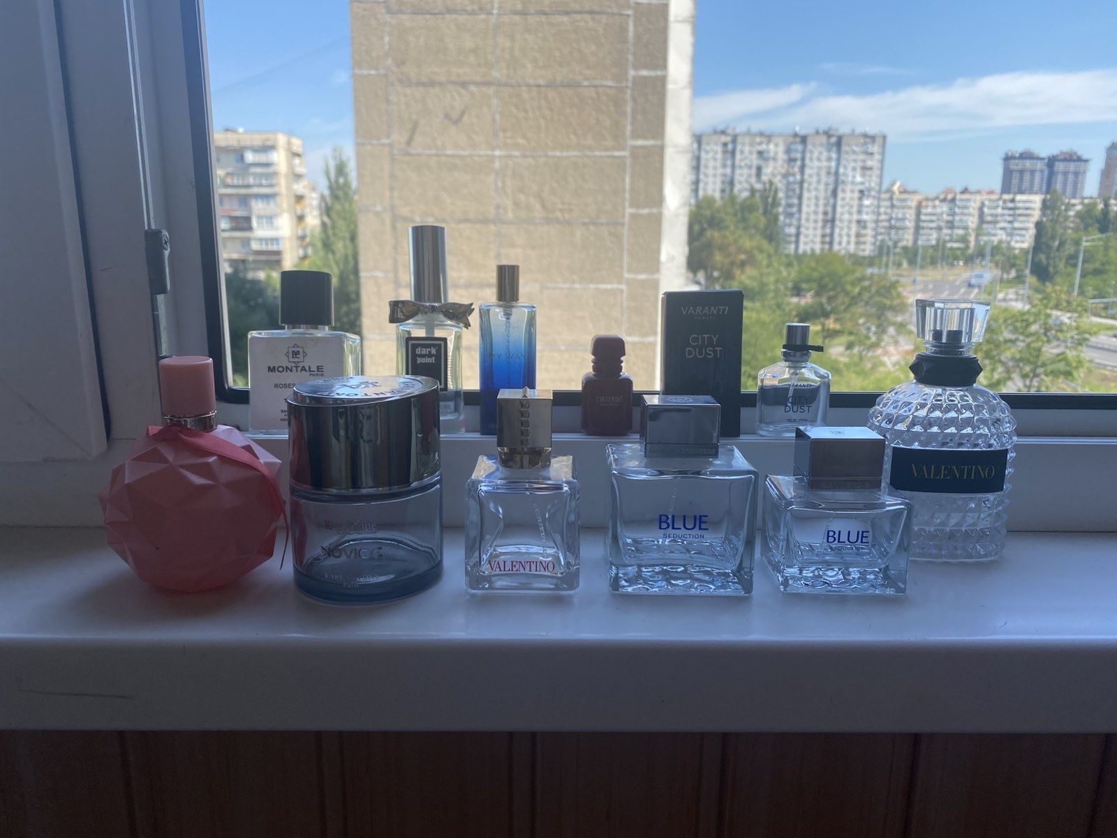 Пусті флакони від духів Пустые бутылочки от духов