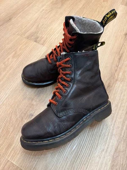 Dr. Martens Serena Leather Boots 37 fur ocieplane skórzane botki glany