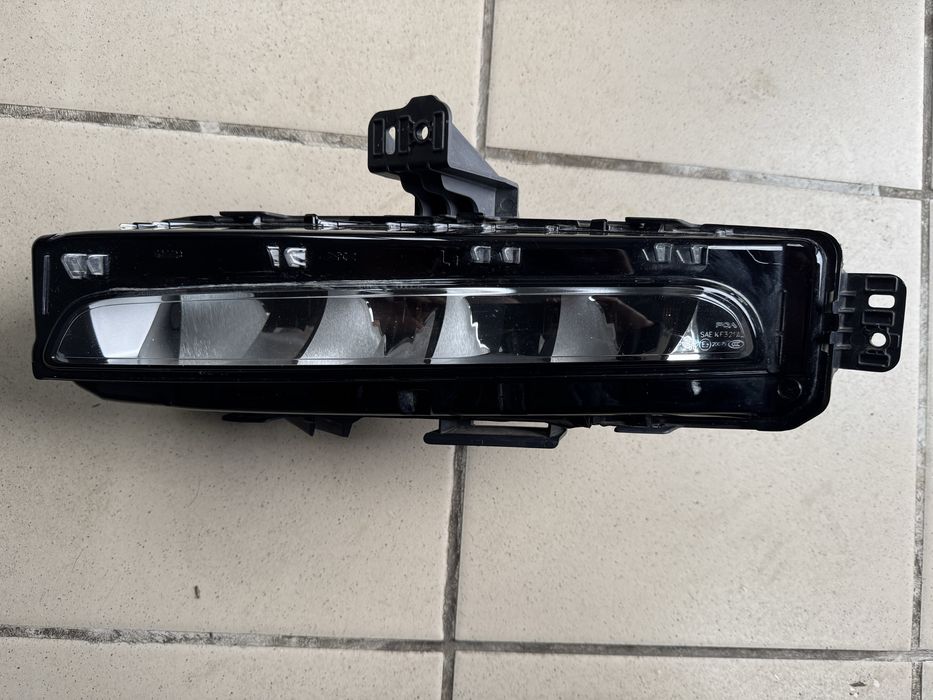 Протитуманна фара птф ліва Jeep Grand Cherokee WL