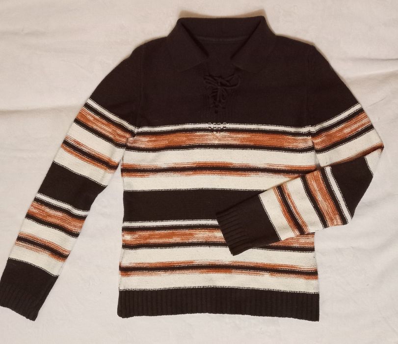 Жіноча шерстяна кофтинка , S