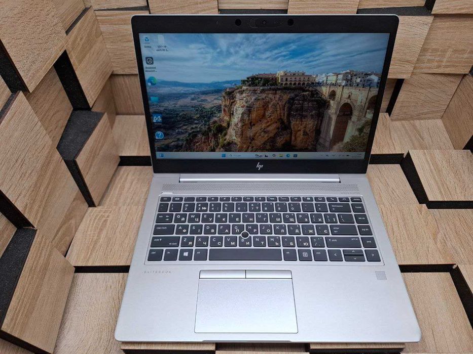 №5277 Ноутбук HP mt45 14" FHD IPS/AMD 3 Pro 3300U/8Gb/SSD256Gb