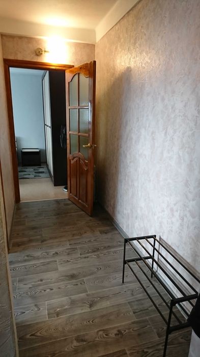 КПІ, НАУ, КНЕУ ім. Богомольця -10хв.швидкісним трамваєм. Курбаса 5а