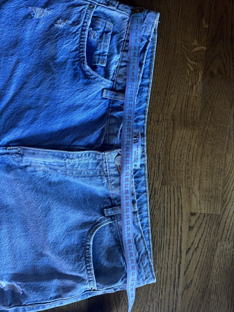 Джинси  Zara розмір 42