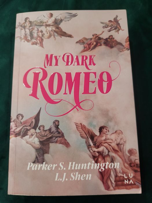 Książka "My Dark Romeo"